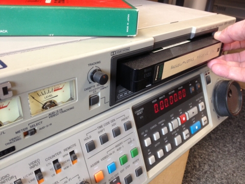 JVC-BR-S822E-VHS-VCR.jpg
